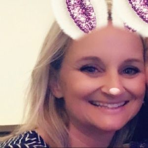 Meet your Posher, Hollie